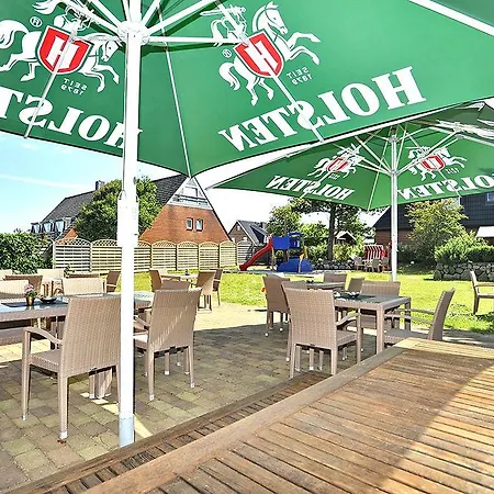 Отель Und Restaurant Petit Robby Веннингштедт